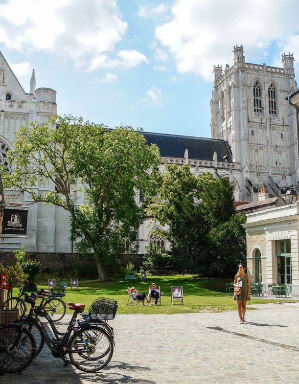 Saint-Omer and its cathedral Notre-Dame